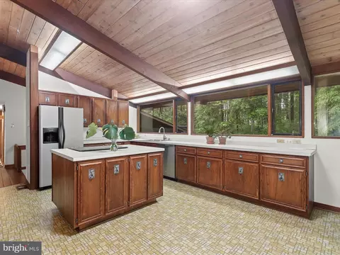 Kitchen - 1809 Gamewell Rd, Silver Spring, MD 20905 photo 4 of 6