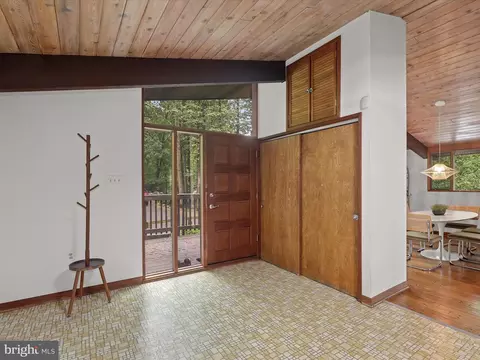 Entry Way - 1809 Gamewell Rd, Silver Spring, MD 20905 photo 2 of 2