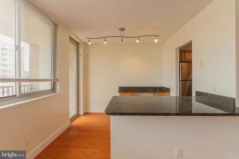 1220 Blair Mill Rd #904, Silver Spring, MD 20910 photo 13