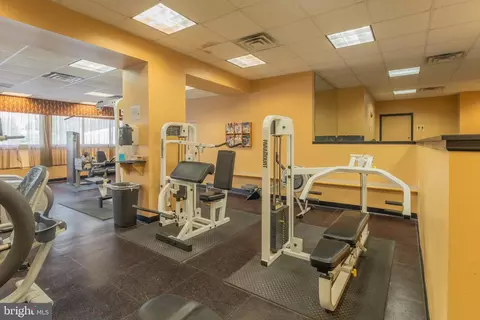1220 Blair Mill Rd #904, Silver Spring, MD 20910 photo 46