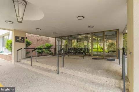 1220 Blair Mill Rd #904, Silver Spring, MD 20910 photo 5