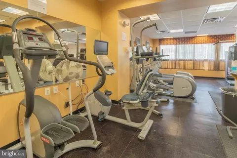 1220 Blair Mill Rd #904, Silver Spring, MD 20910 photo 47
