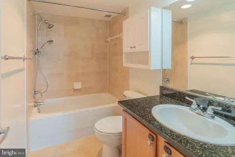 1220 Blair Mill Rd #904, Silver Spring, MD 20910 photo 33