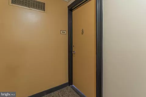 1220 Blair Mill Rd #904, Silver Spring, MD 20910 photo 40