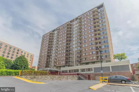 1220 Blair Mill Rd #904, Silver Spring, MD 20910