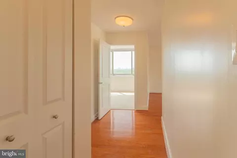 1220 Blair Mill Rd #904, Silver Spring, MD 20910 photo 38