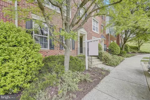 10468 Damascus Park Ln #M25, Damascus, MD 20872