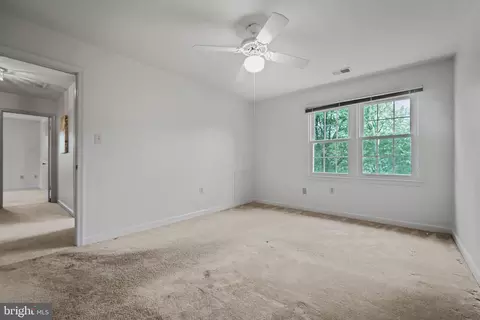 15104 Centergate Dr, Silver Spring, MD 20905 photo 38