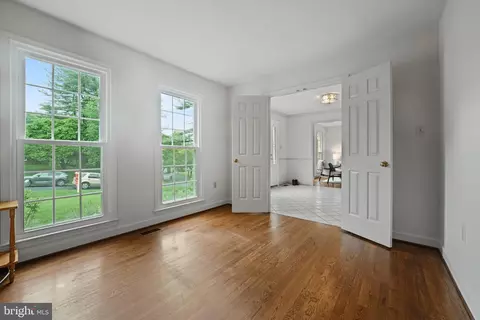 15104 Centergate Dr, Silver Spring, MD 20905 photo 20