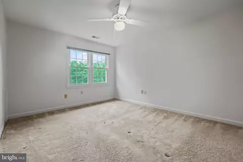 15104 Centergate Dr, Silver Spring, MD 20905 photo 37