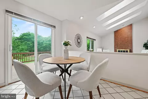 15104 Centergate Dr, Silver Spring, MD 20905 photo 13