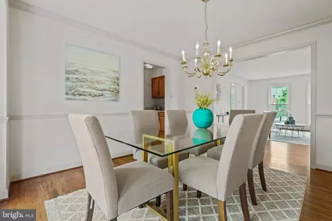 15104 Centergate Dr, Silver Spring, MD 20905 photo 8