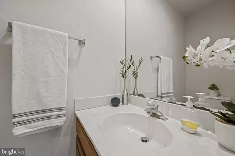 15104 Centergate Dr, Silver Spring, MD 20905 photo 21