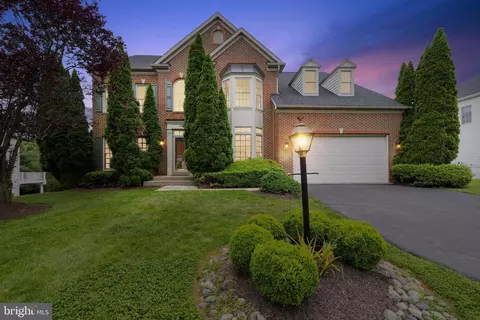 7106 Stratos Ln, Gaithersburg, MD 20879