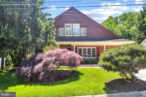 Exterior - 404 Pershing Dr, Silver Spring, MD 20910 photo 5 of 5