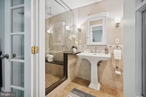 Bath - 404 Pershing Dr, Silver Spring, MD 20910 photo 1 of 6