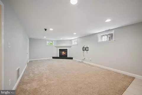 Other - 404 Pershing Dr, Silver Spring, MD 20910 photo 5 of 7