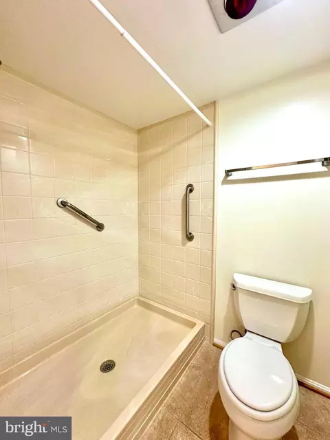 15101 Interlachen Dr #1-903, Silver Spring, MD 20906 photo 26