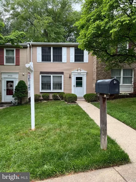 19928 Wheelwright Dr, Gaithersburg, MD 20886