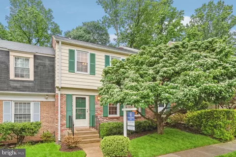 927 Paulsboro Dr, Rockville, MD 20850