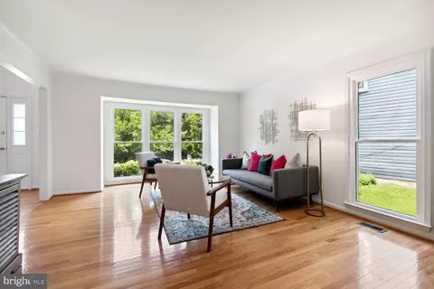 11425 Catalina Ter, Silver Spring, MD 20902 photo 5