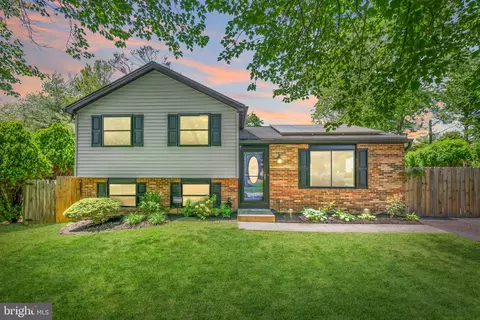 19021 Perrone Dr, Germantown, MD 20874