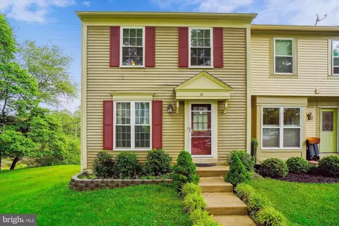 13 Gravenhurst Ct, North Potomac, MD 20878