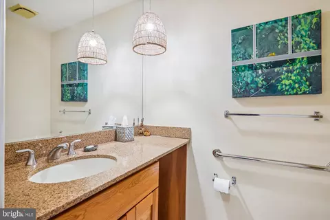 Bath - 3012 Birchtree Ln, Silver Spring, MD 20906 photo 1 of 6
