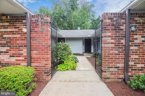 Exterior - 3012 Birchtree Ln, Silver Spring, MD 20906 photo 7 of 40