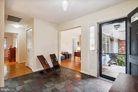 Entry Way - 3012 Birchtree Ln, Silver Spring, MD 20906 photo 3 of 6