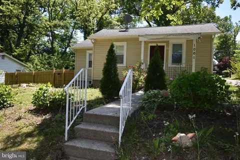 1001 Rosemere Ave, Silver Spring, MD 20904