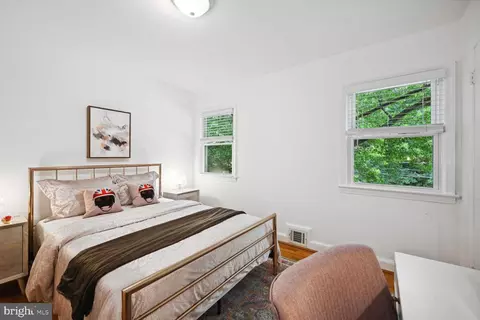 211 Dale Dr, Silver Spring, MD 20910 photo 18
