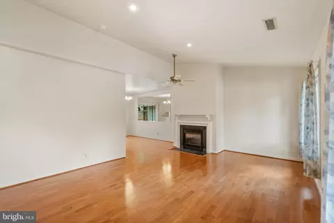 14911 Hydrus Rd, Silver Spring, MD 20906 photo 6