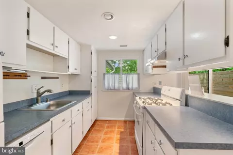 14911 Hydrus Rd, Silver Spring, MD 20906 photo 13