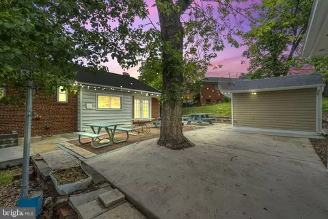 Exterior - 9407 Sierra St, Silver Spring, MD 20903 photo 4 of 10