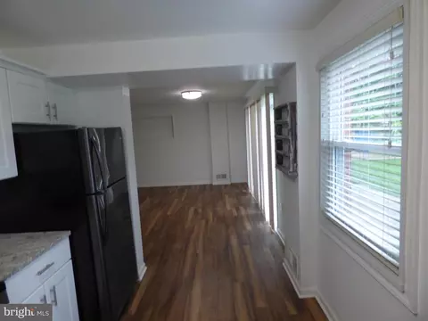 Entry Way - 3307 Kayson St, Silver Spring, MD 20906 photo 4 of 6
