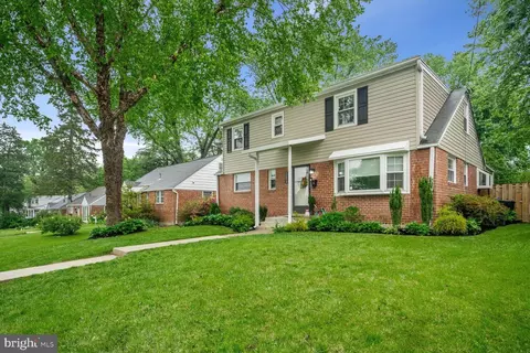 12613 Farnell Dr, Silver Spring, MD 20906