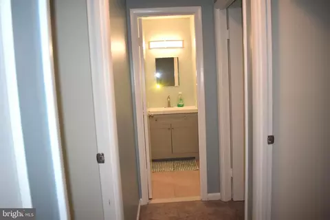 Entry Way - 19860 Beatriz Ave, Poolesville, MD 20837 photo 10 of 17