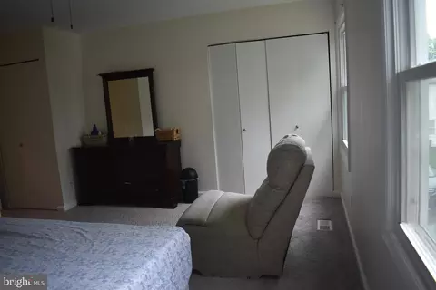 Bedroom - 19860 Beatriz Ave, Poolesville, MD 20837 photo 6 of 6