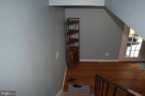 Entry Way - 19860 Beatriz Ave, Poolesville, MD 20837 photo 11 of 17