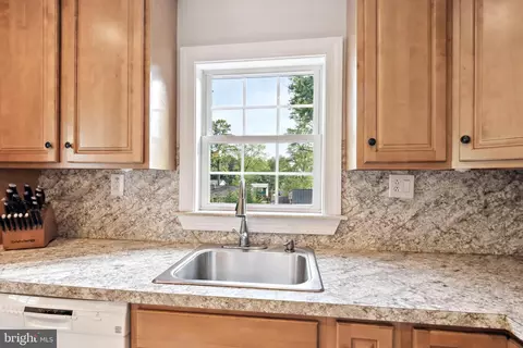 Kitchen - 11434 Mapleview Dr, Silver Spring, MD 20902 photo 9 of 9