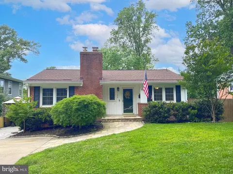 11434 Mapleview Dr, Silver Spring, MD 20902