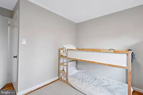 Bedroom - 11434 Mapleview Dr, Silver Spring, MD 20902 photo 7 of 7