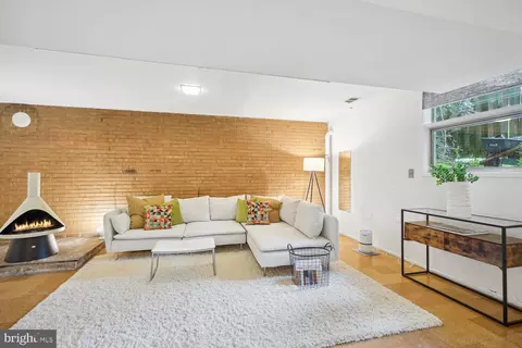 Living - 1001 La Grande Rd, Silver Spring, MD 20903 photo 3 of 3
