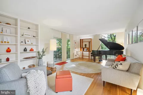 Living - 1001 La Grande Rd, Silver Spring, MD 20903 photo 1 of 3