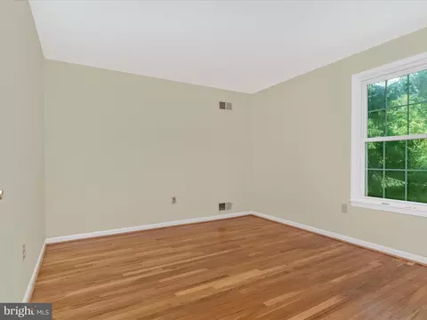 Bedroom - 14124 Sturtevant Rd, Silver Spring, MD 20905 photo 4 of 9