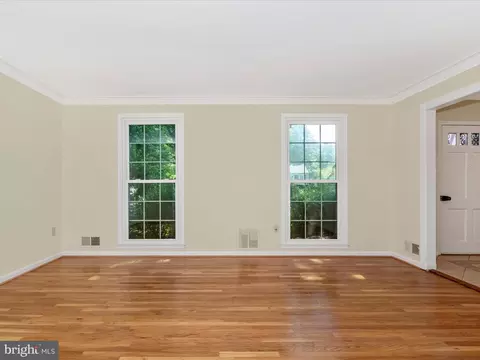 Living - 14124 Sturtevant Rd, Silver Spring, MD 20905 photo 2 of 8