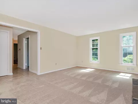 Living - 14124 Sturtevant Rd, Silver Spring, MD 20905 photo 6 of 8