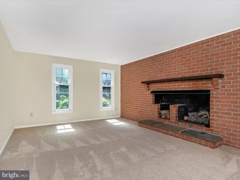 Living - 14124 Sturtevant Rd, Silver Spring, MD 20905 photo 5 of 8