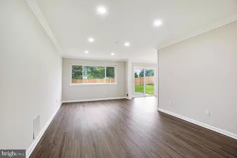 17404 Hoskinson Rd, Poolesville, MD 20837 photo 5